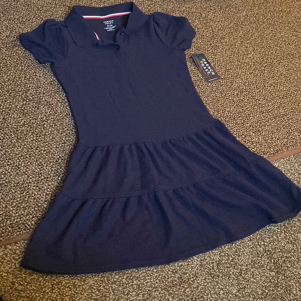 A school Uniform for teens size M (7,/8) color NAVY